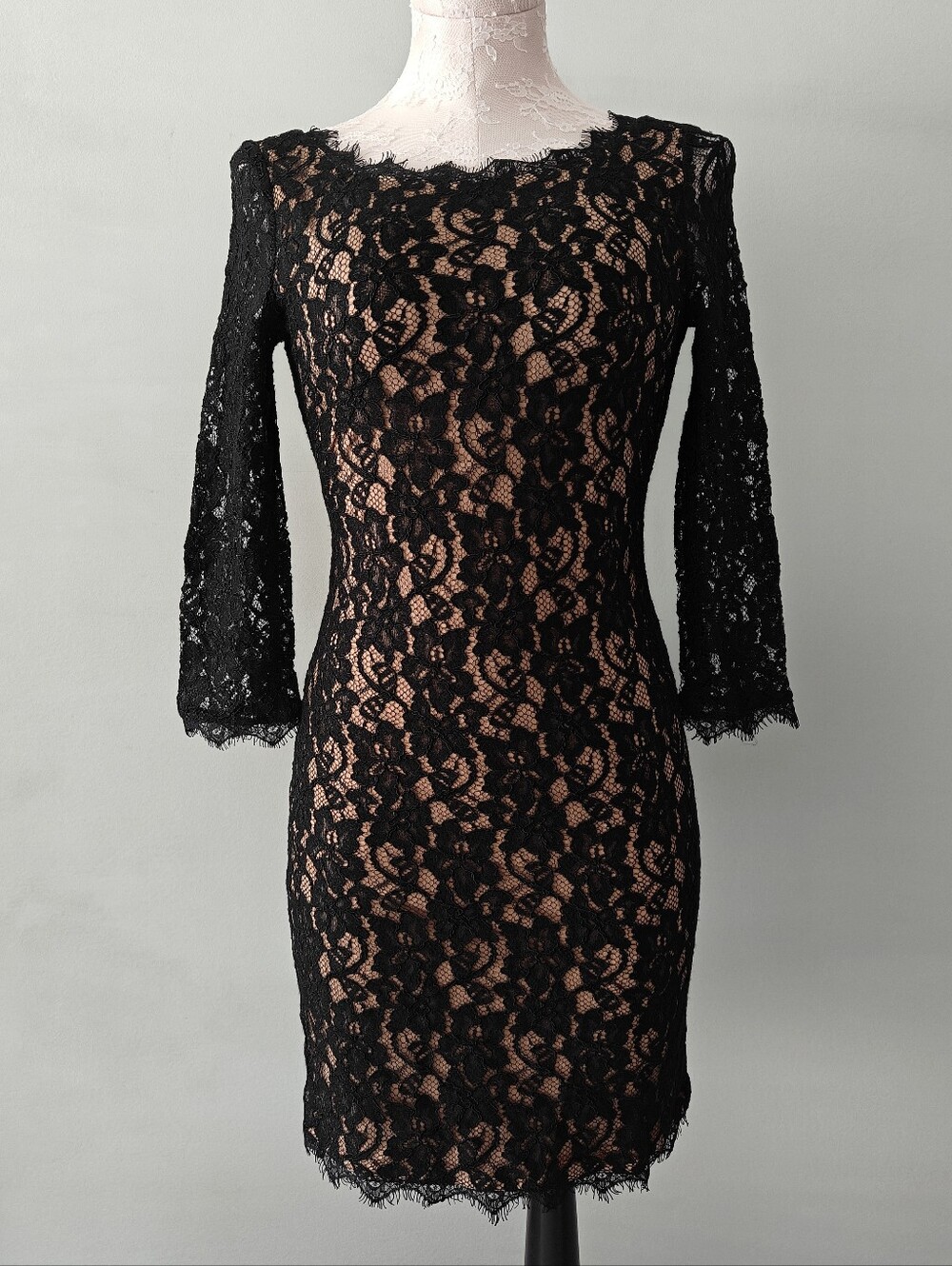 Aritzia Babaton Rafael Black Lace Mini Dress Party Evening Classy Lined Fitted - Picture 1 of 7